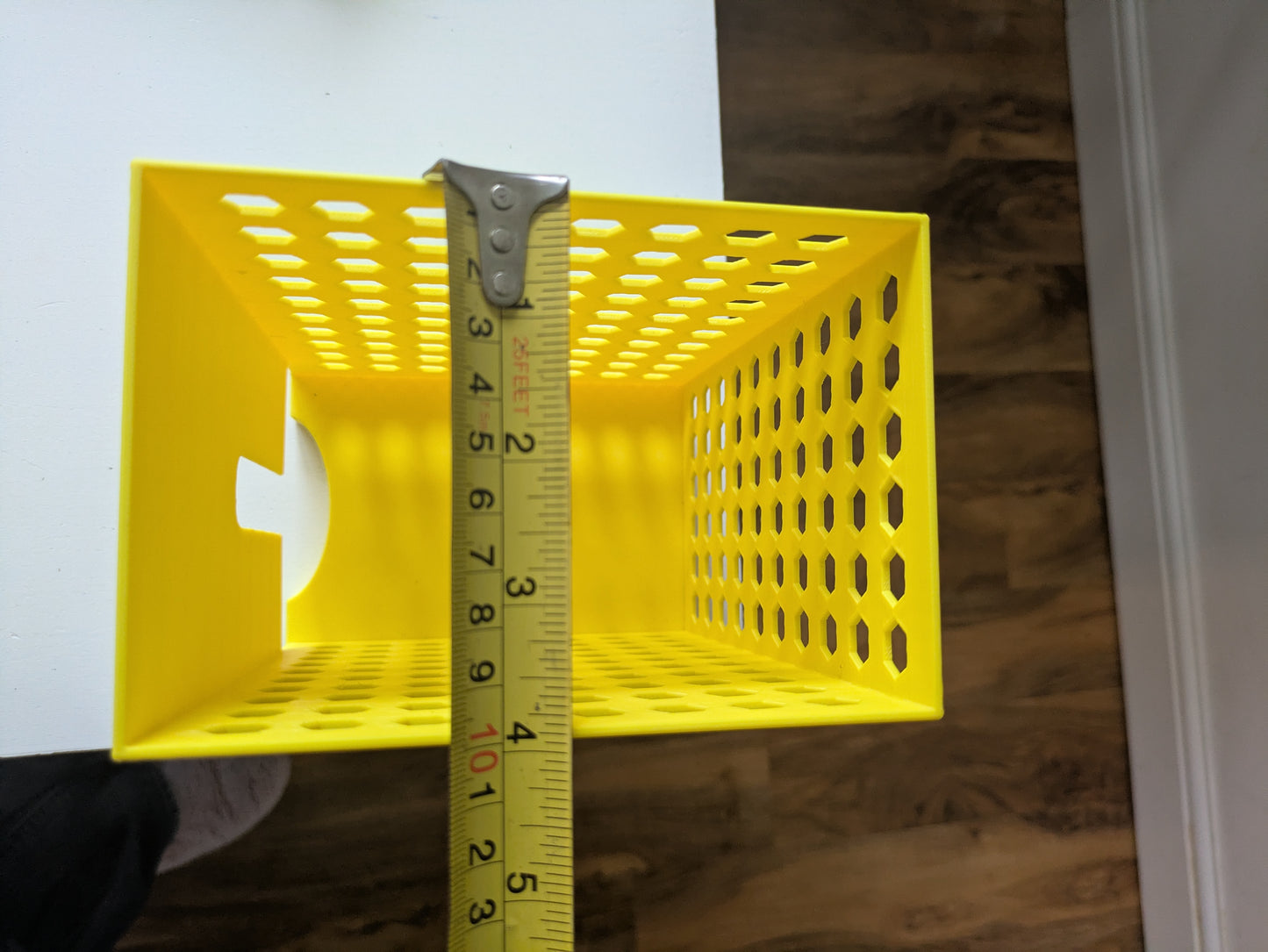 Pet food pouch holder dispenser