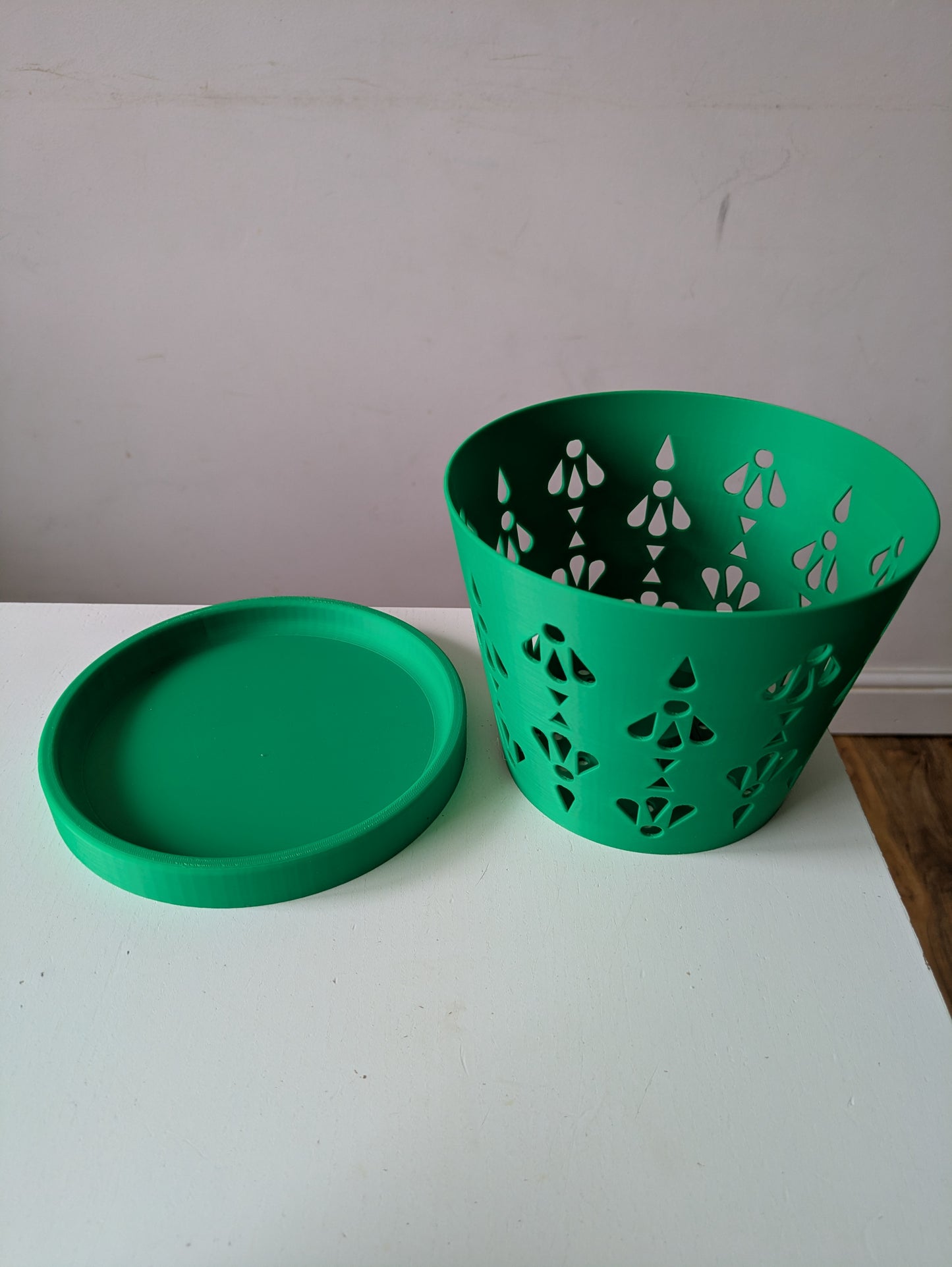 Extra large orchid planter with drip tray